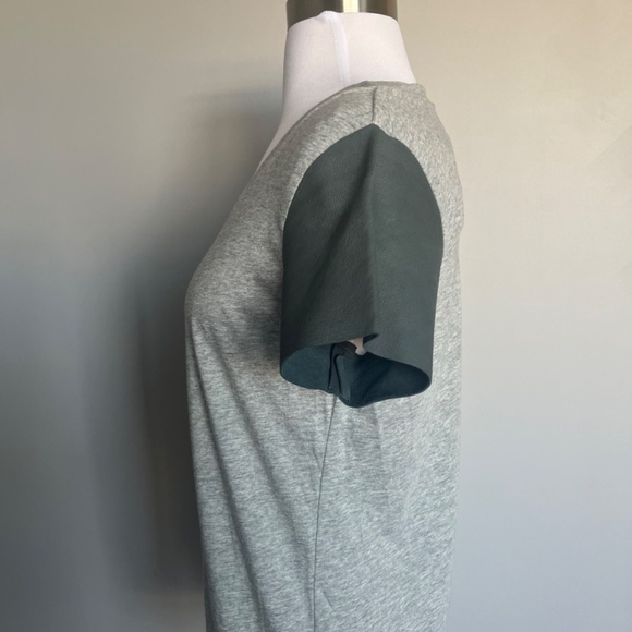 Michael Stars Gray Cow Leather Sleeve lightweight Gray Casual Tee T-shirt Top - Picture 4 of 11